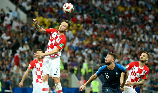 使得管理层 使得管理层